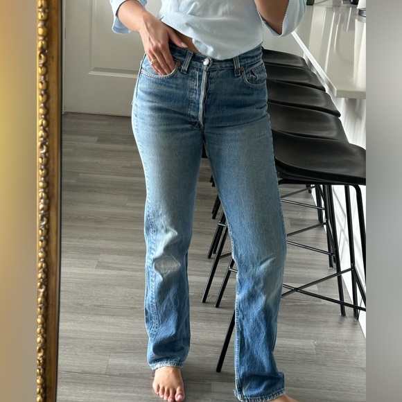 Vintage Levi 501 jeans - Picture 2 of 9